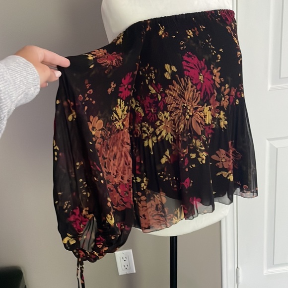 Wilfred Talence pleated top - Picture 2 of 4